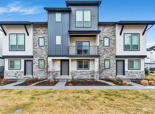 575 W Lewski Ln #2, Riverton, UT 84065