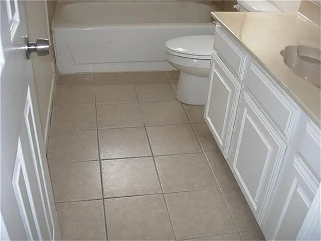 12706 Nantucket Dr — Photo 24