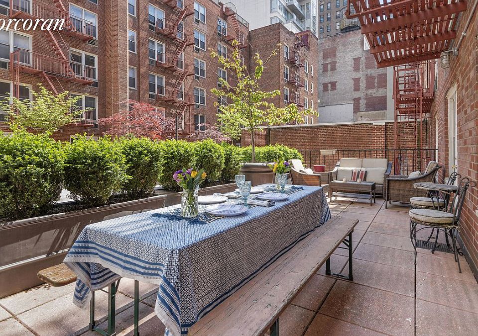 1st image of 25 W 13th St APT 1MS
