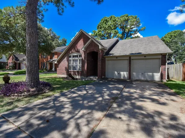 7715 Woodlett Ct, Houston, TX 77095