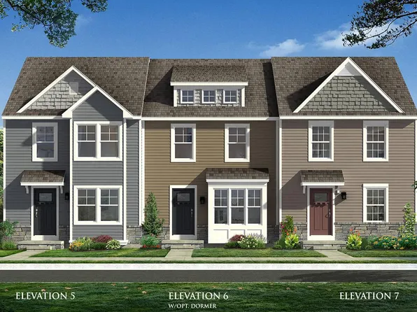 603 Lord Fairfax St, Charles Town, WV 25414