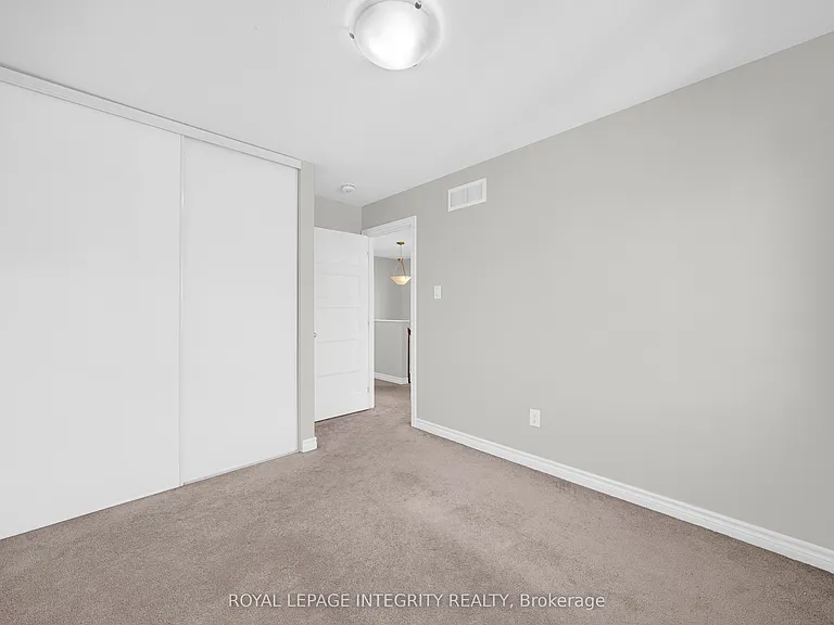 918 Kilbirnie Dr — Photo 26