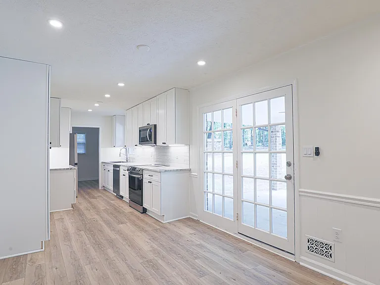 1150 Bell Rd — Photo 5