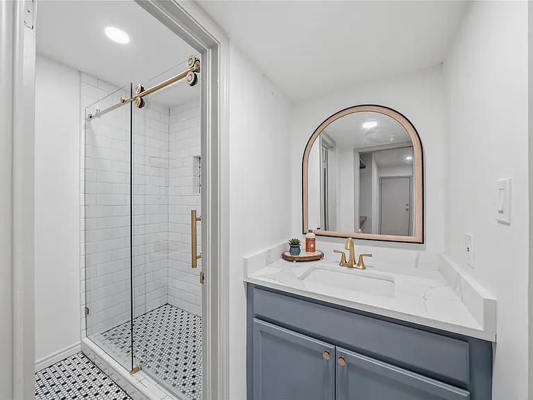 1405 Shadowdale Dr #23 — Photo 12