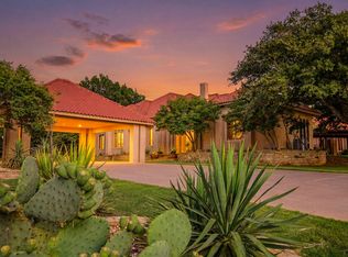 701 W Walcott St, Pilot Point, TX 76258
