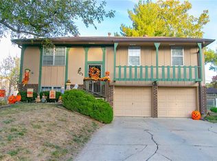 201 Erin St, Buckner, MO 64016
