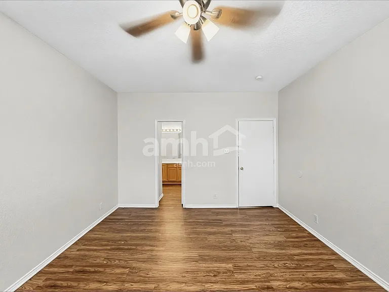 12107 Clubhouse — Photo 11