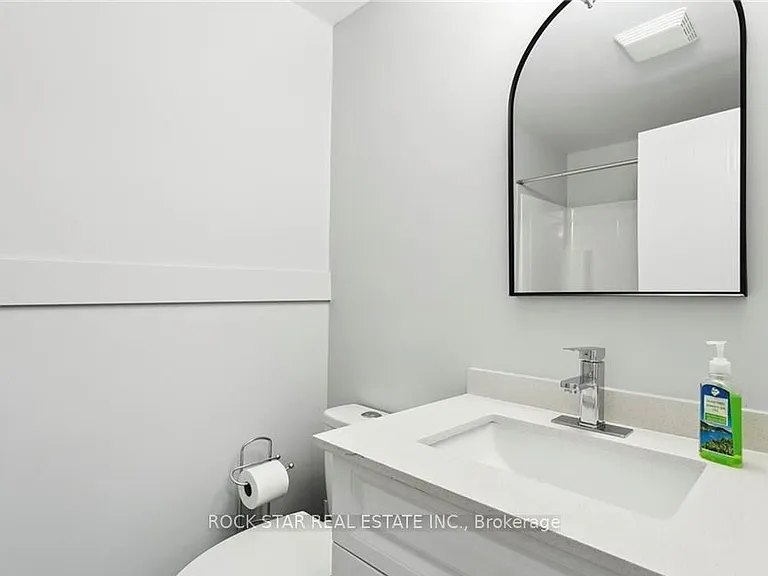 159 Henhoeffer Cres — Photo 23
