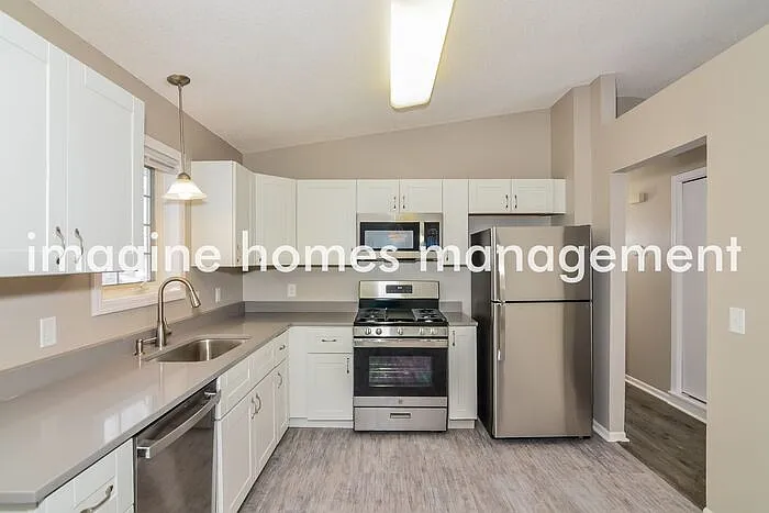 10948 Fillmore St NE — Photo 5