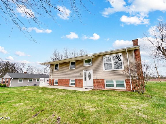3rd image of 2563 Hall Dr