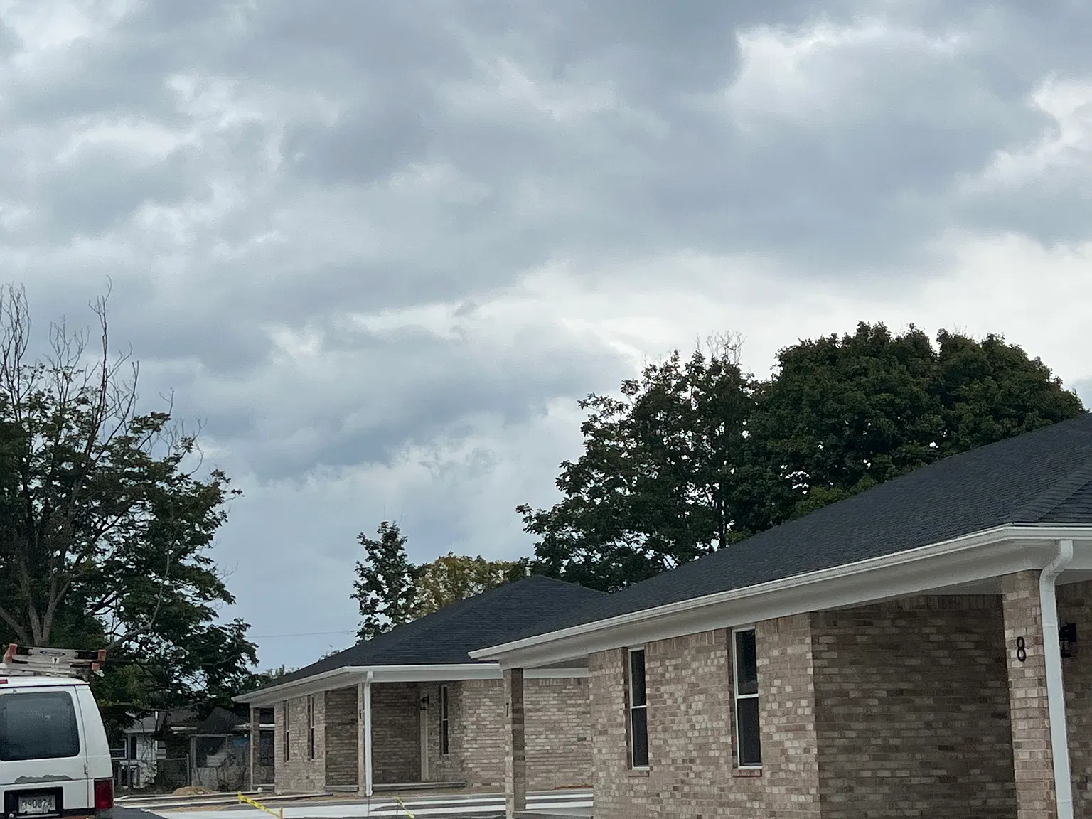 2 bed, 750 sqft, $900 — Photo 1