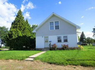 102 E King St, Kempton, IN 46049