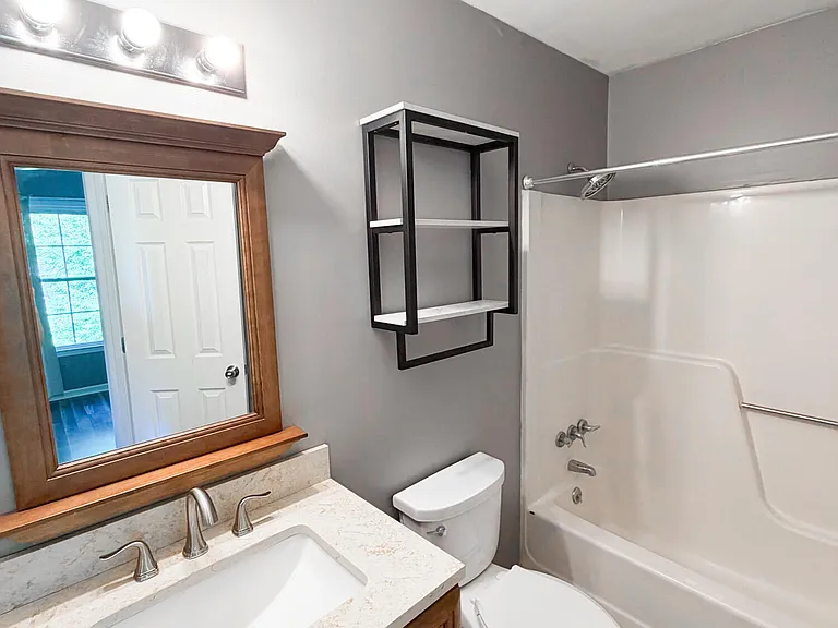 308 Overdale Cir — Photo 15