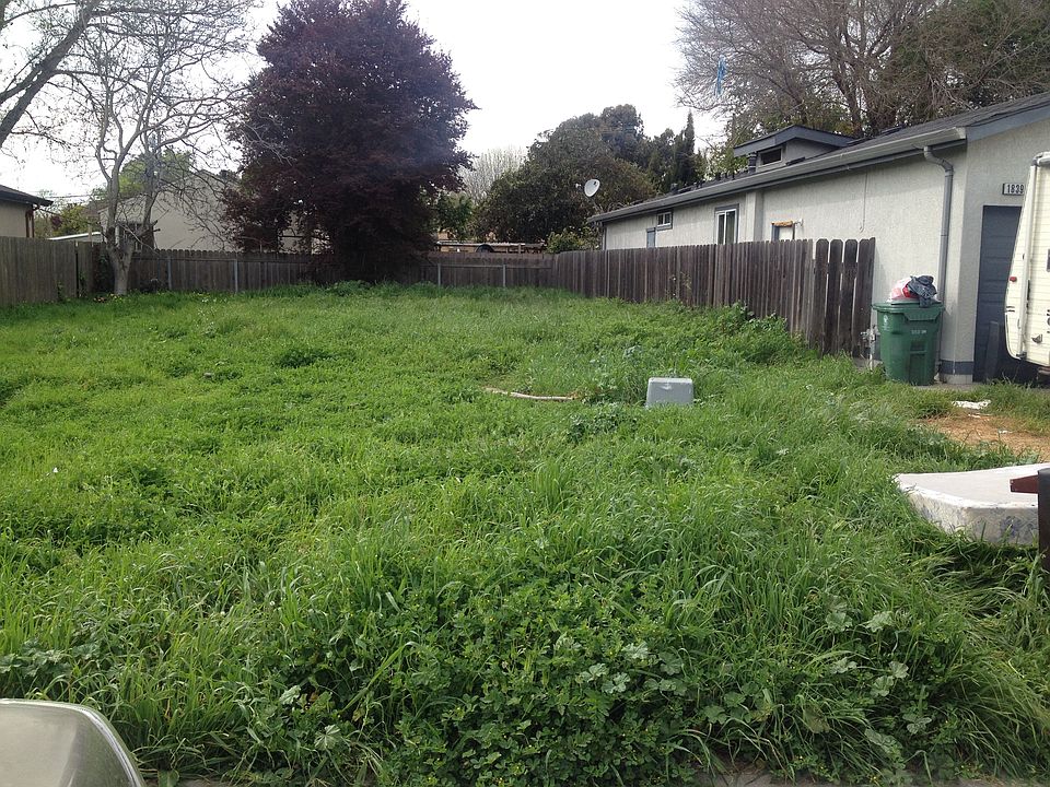 2nd image of 1835 2nd St