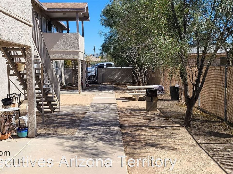 1st image of 916 S 4th Ave #10990890