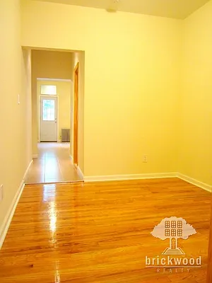 Rented by Brickwood Realty | media 19