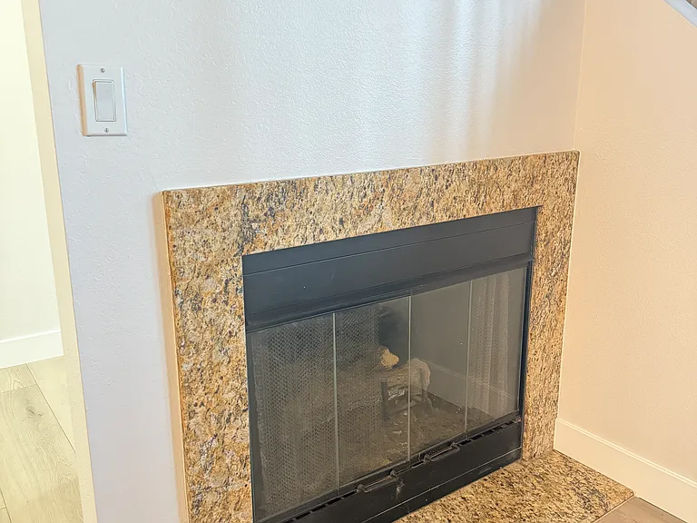 7290 Hyatt St #6 — Photo 7