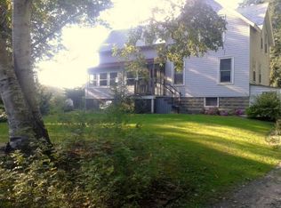 17 Mountain Rd, Hinsdale, NH 03451