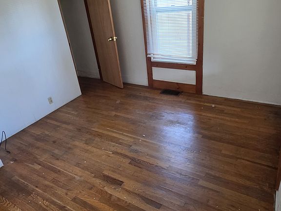 5th image of 34 Union St Unit 1