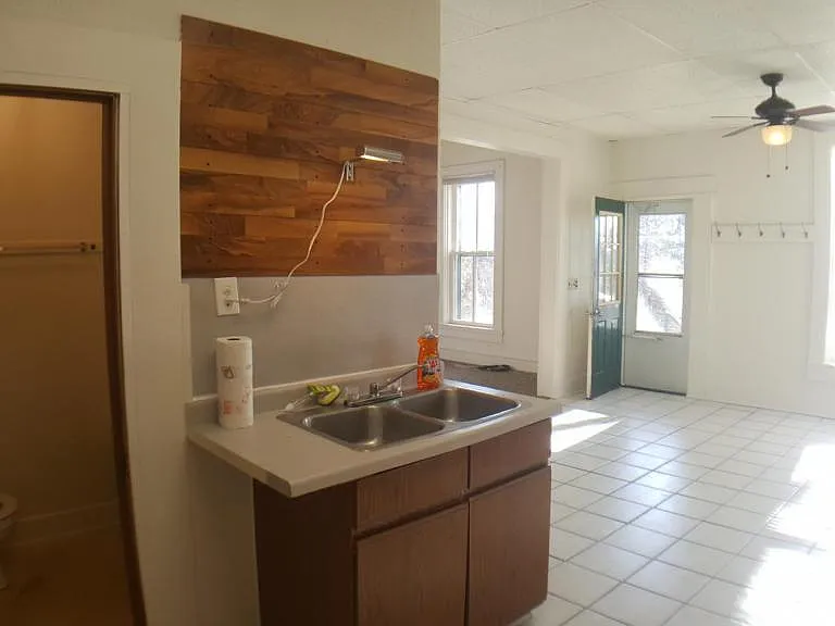114 S Black River St #23 — Photo 6