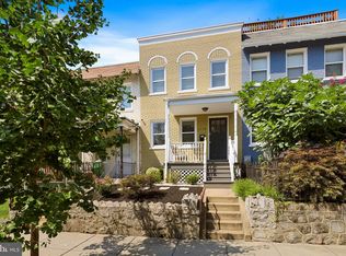 1118 Abbey Pl NE, Washington, DC 20002