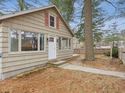 65 Anglers Road, Windham, ME, 04062