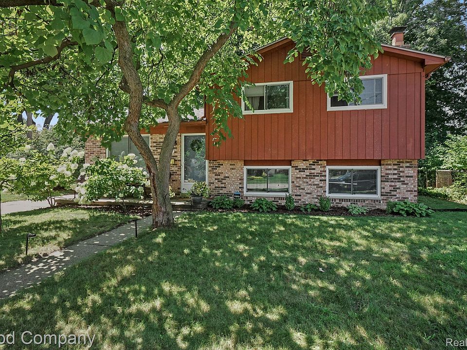 1st image of 632 Bellevue Ave