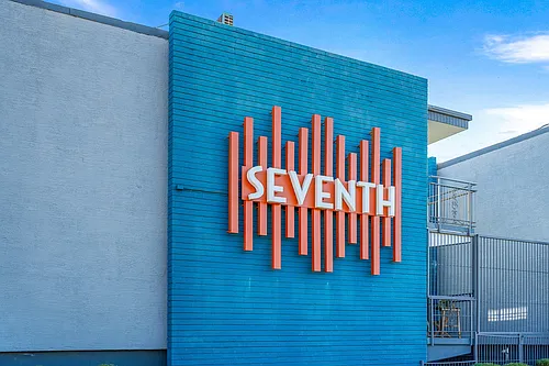 Seventh Apartments Photo 1
