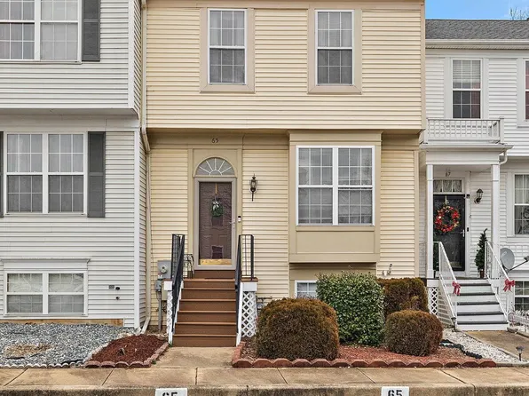 65 Brookfield Dr, Newark, DE 19702