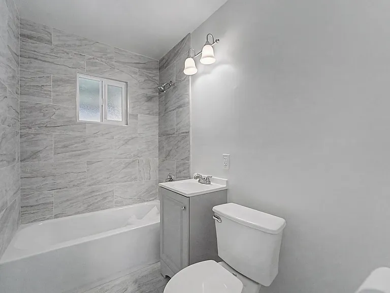 268 Del Monte Ave — Photo 8