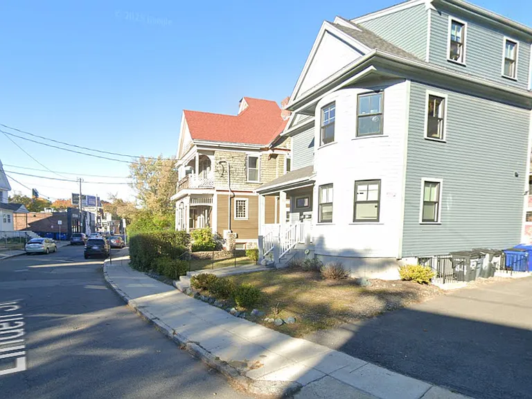 84A Linden St #3 — Photo 8