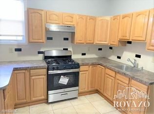 196 Fabyan Pl APT 1L, Newark, NJ 07112