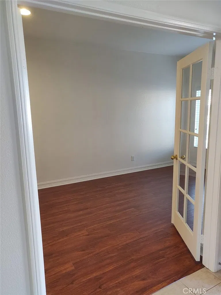 4 bed, 2433 sqft, $3,800 — Photo 4