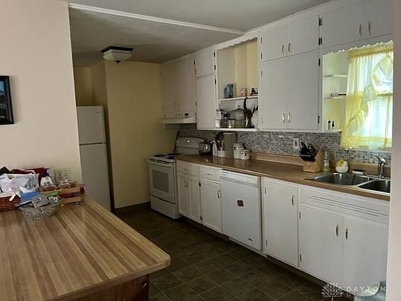 3rd image of 839 Stewville Dr