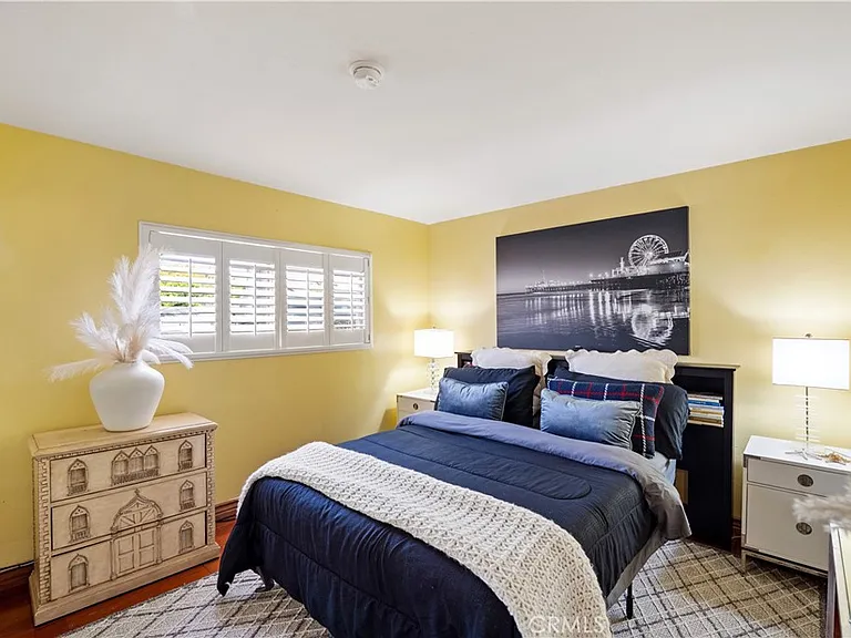 833 Ocean Ave #304 — Photo 14