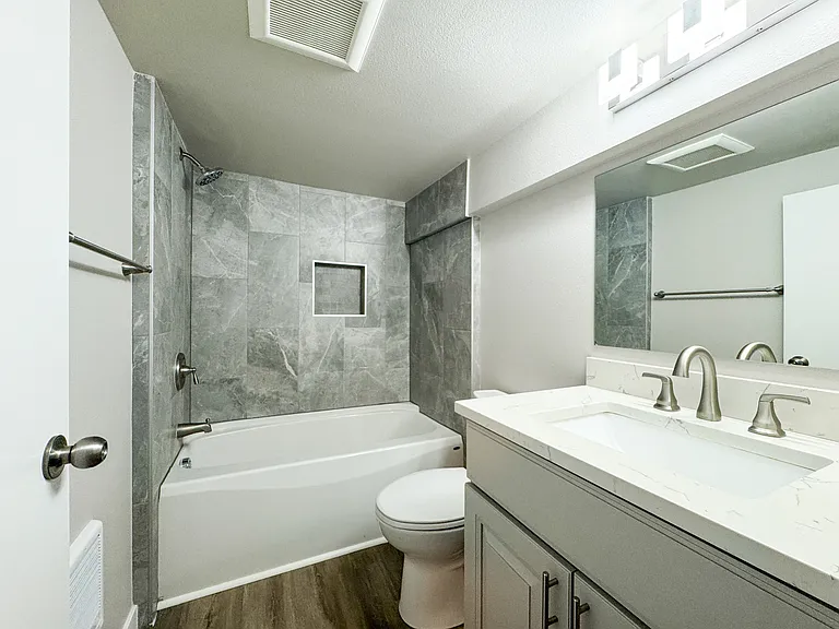 2301 NE 125th St #102 — Photo 7