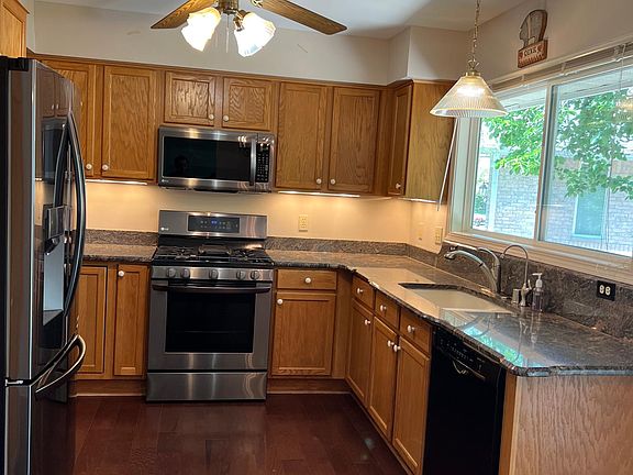 5th image of 14258 Waterford Square Dr
