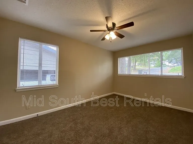 33 Purdue Cir — Photo 7