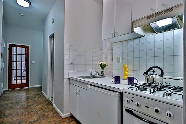 Rented by MetroNest | media 35