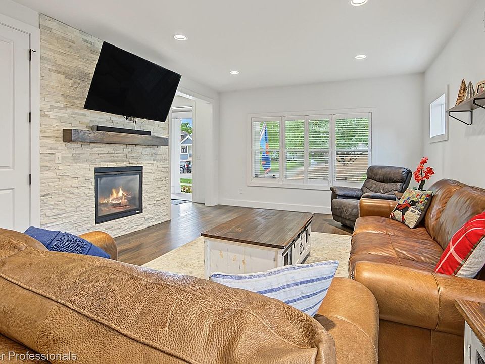 518 Curry Ave, photo 18