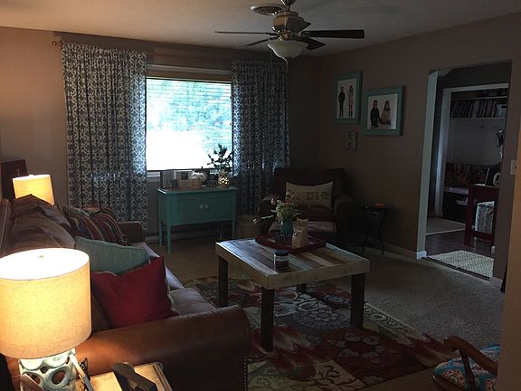 2nd image of 395 Woodlawn Dr