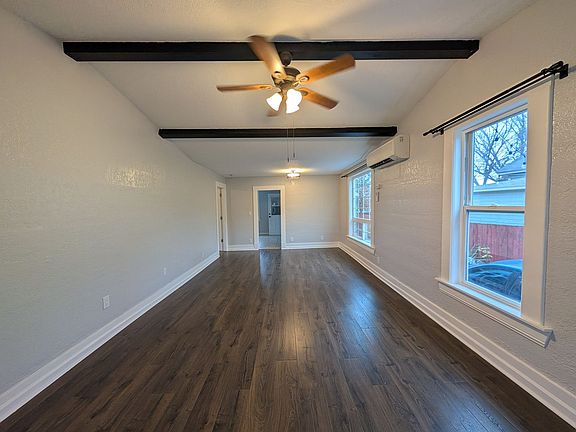 5th image of 611 Ward St