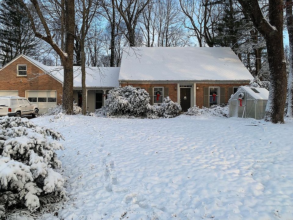 2nd image of 205 Craig Dr