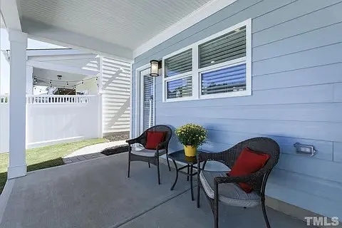 1232 Brown Velvet Ln — Photo 28