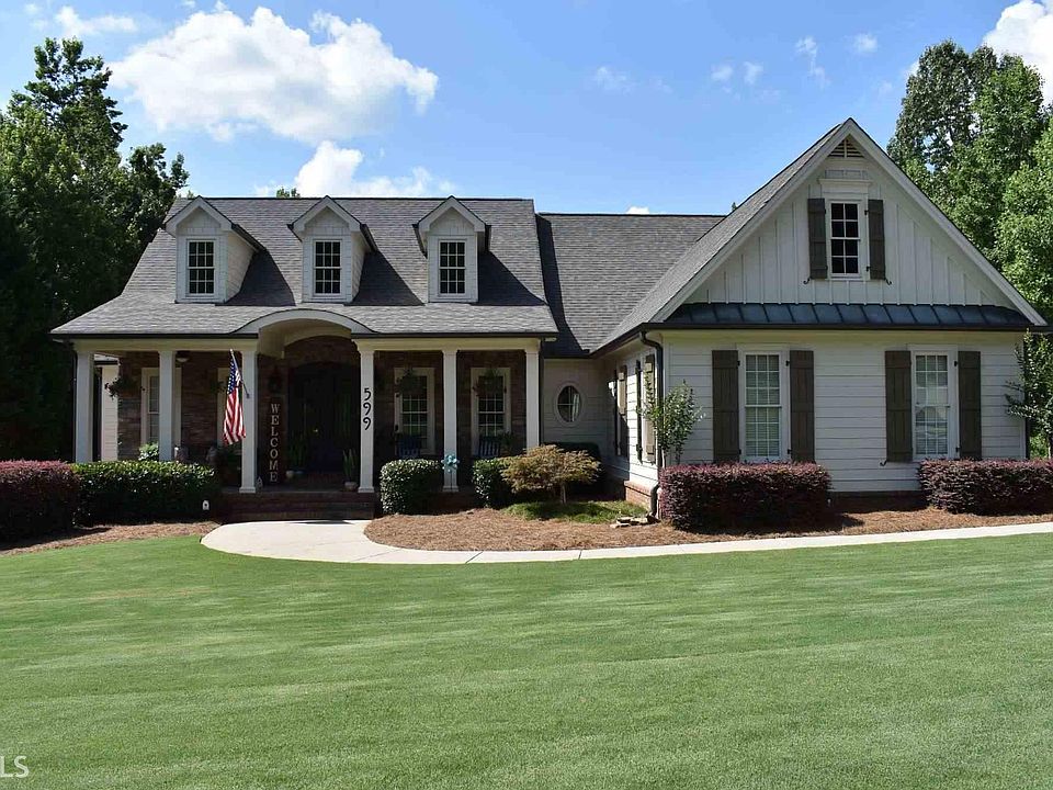1st image of 599 Richmond Pl