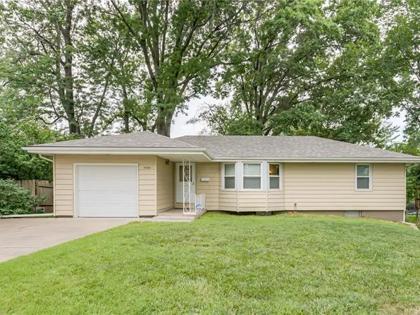 11302 Cleveland Ave, Kansas City, MO 64137