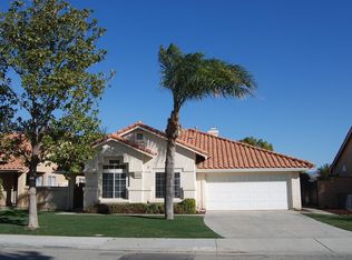 1244 Granite Dr, Hemet, CA 92543