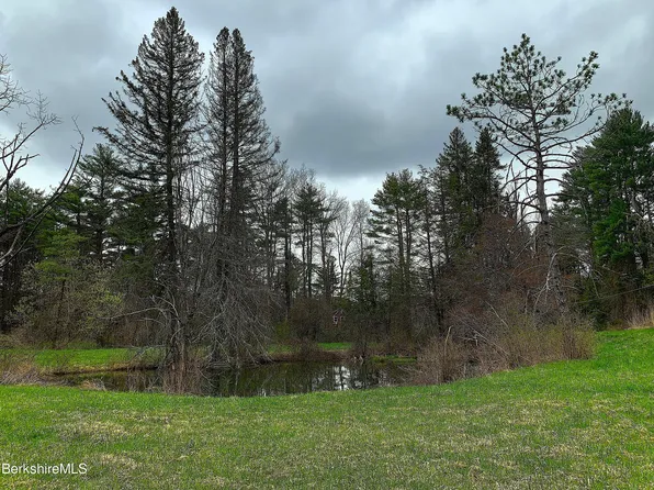 46 Prospect Hill Rd, Stockbridge, MA 01262