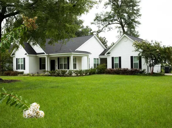 855 Academy Avenue, Waynesboro, GA 30830