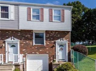 86 Escalon Dr, Coraopolis, PA